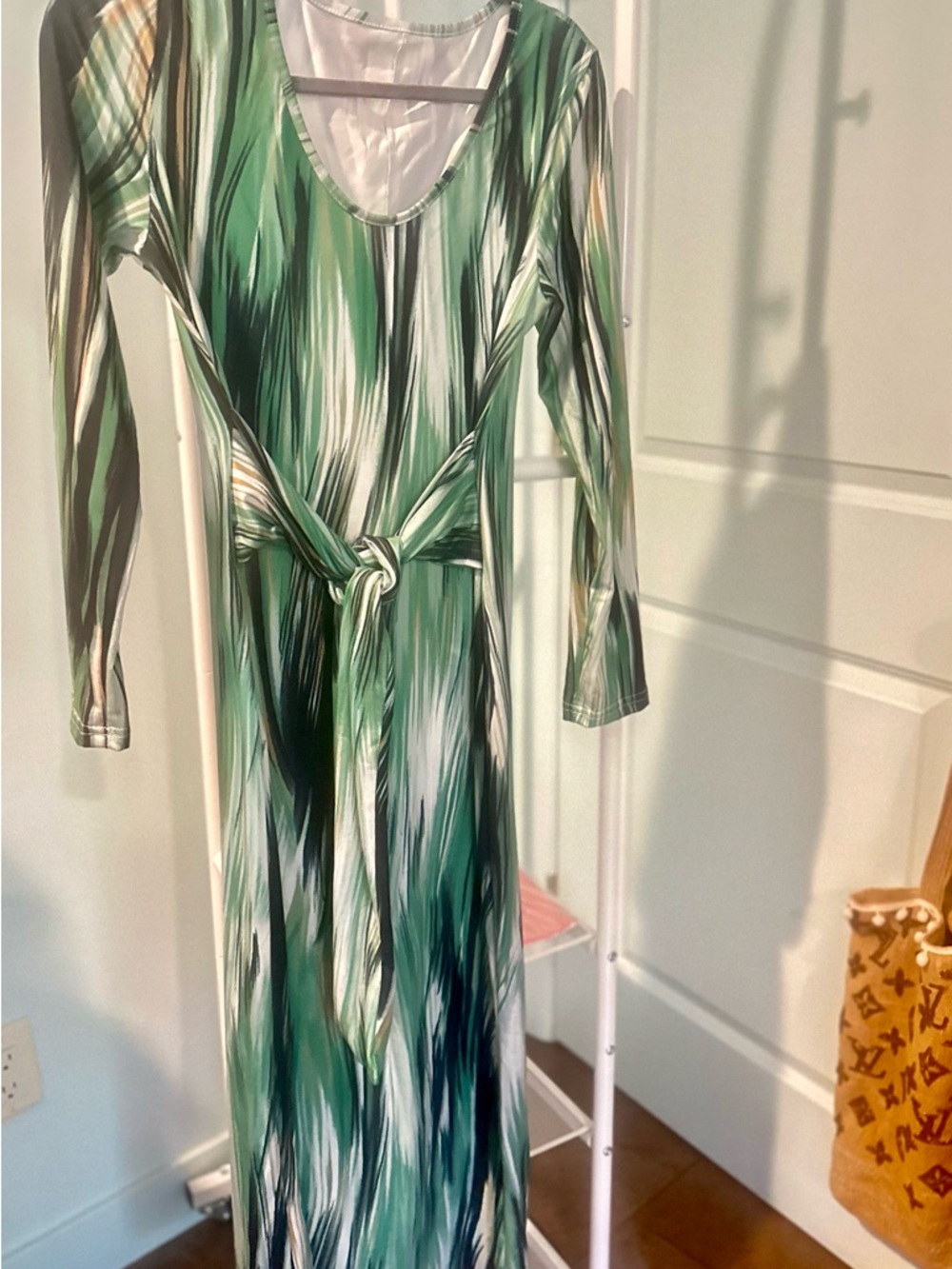 Green Brushstroke Long Sleeve Tie-Front Maxi Dress
